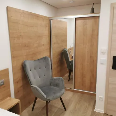 Alojamento de Acomodação e Pequeno-almoço Zimmer-lein 3*