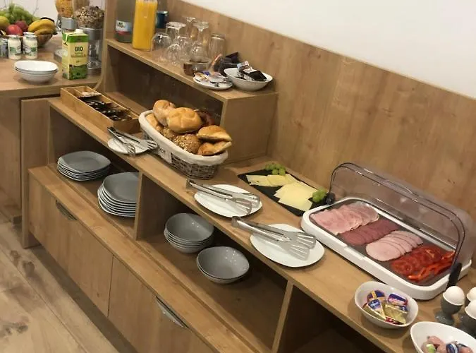 Oda ve Kahvaltı Zimmer-lein 3*