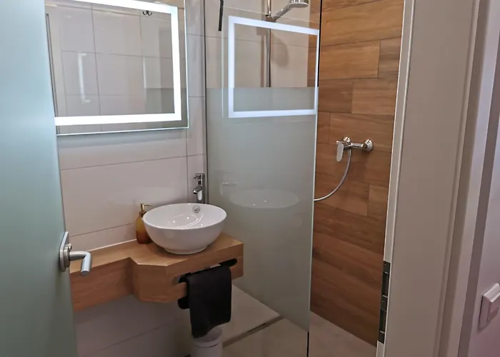 Zimmer-lein Oda ve Kahvaltı 3*